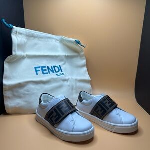 Fendi White and Black Sneakers with Elastic Straps